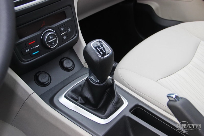 2015款 1.8L 手動新享型