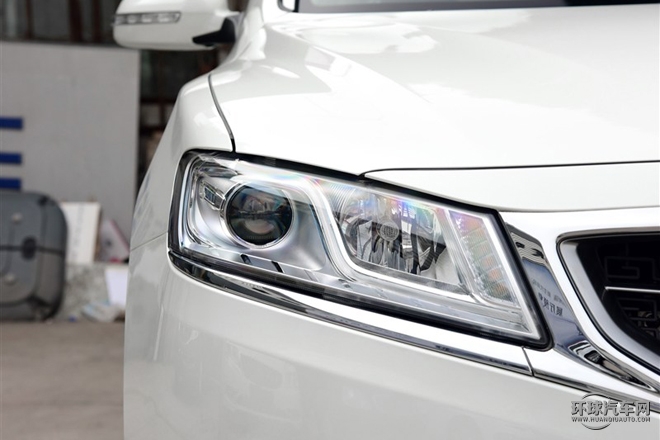 2015款 1.8T 豪華型