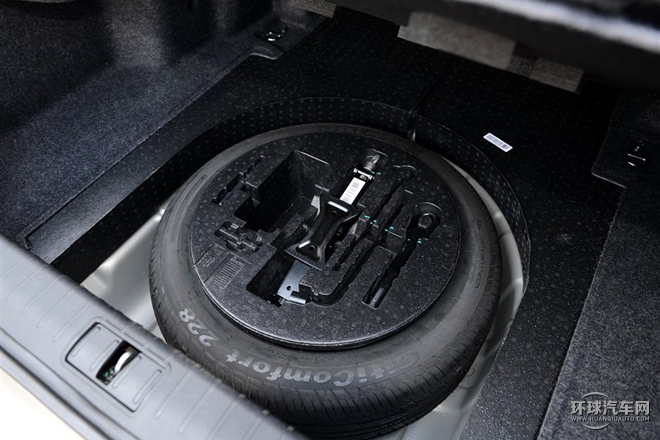 2015款 1.8T 舒適型