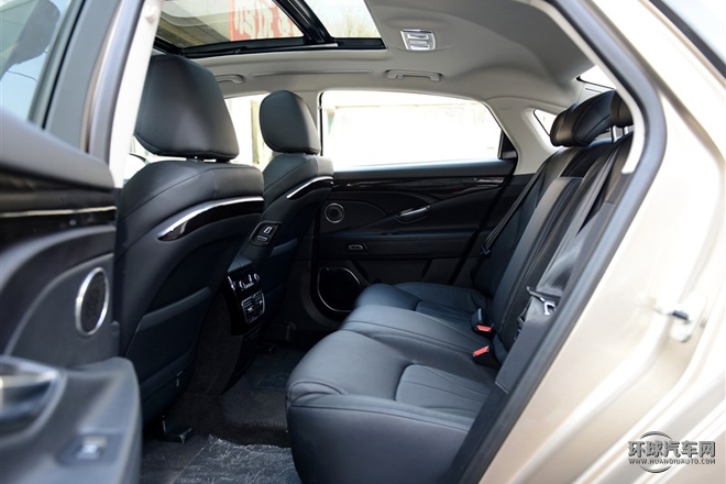 2015款 1.8T 舒適型