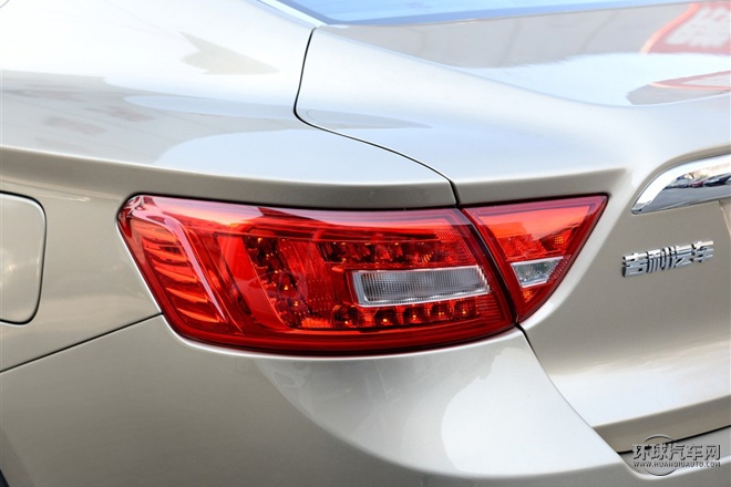 2015款 1.8T 舒適型