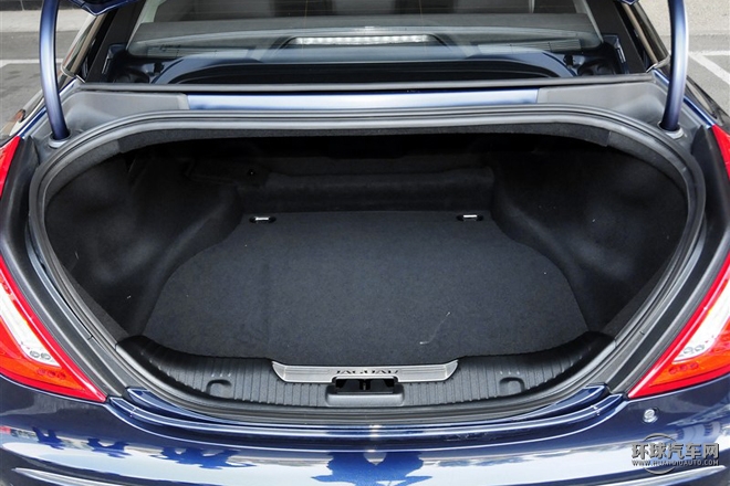 2015款 XJL 2.0T 兩驅典雅商務版