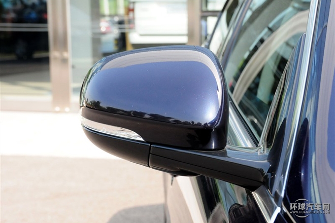 2015款 XJL 2.0T 兩驅(qū)典雅商務(wù)版