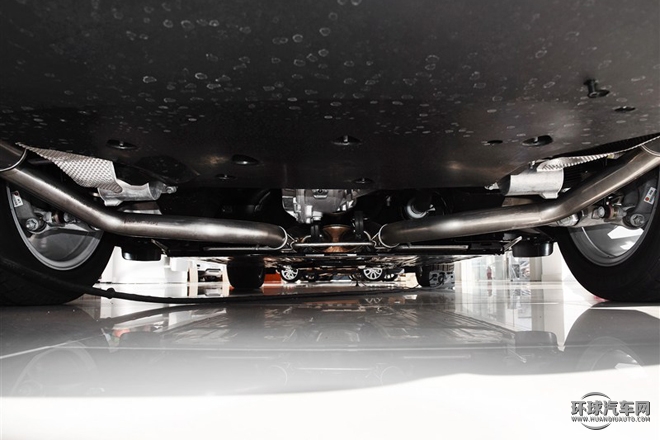 2015款 XJL 2.0T 兩驅(qū)全景商務(wù)版