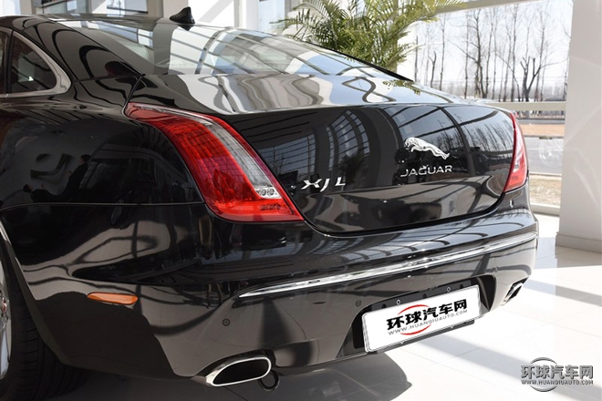 2015款 XJL 2.0T 兩驅全景商務版