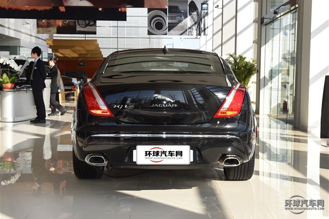 2015款 XJL 2.0T 兩驅全景商務版