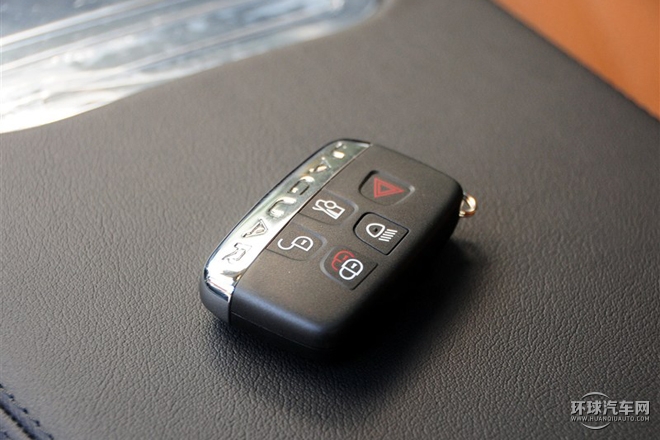 2015款 XJL 2.0T 兩驅(qū)尊享商務(wù)版