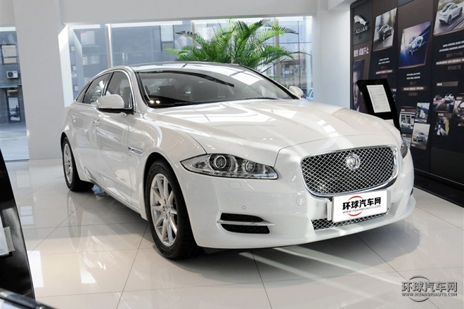 2015款 XJL 3.0 SC 兩驅(qū)全景商務(wù)版