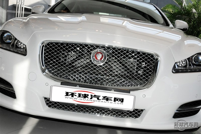 2015款 XJL 3.0 SC 兩驅(qū)全景商務版