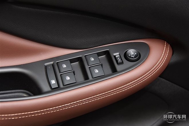 2015款 20T 四驅(qū)豪華型