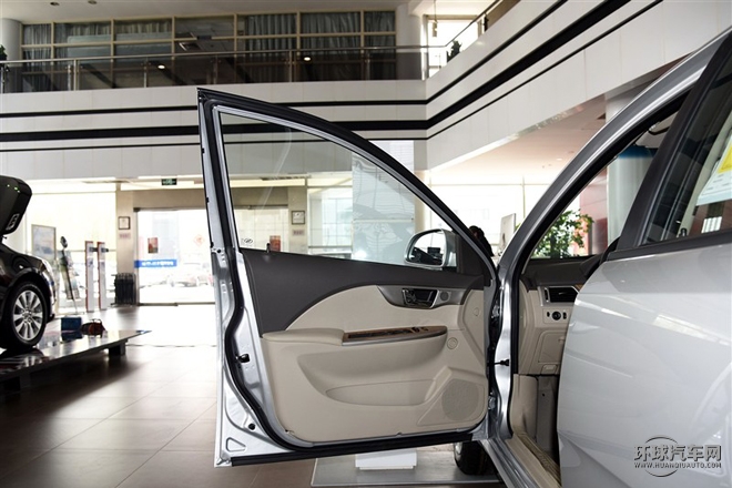 2015款 1.5L 手動經典型