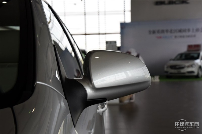 2015款 1.5L 手動(dòng)經(jīng)典型