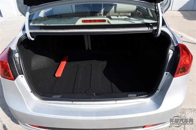 2015款 1.5L 自動經(jīng)典型