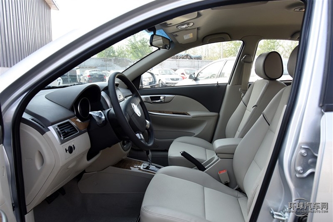 2015款 1.5L 自動經(jīng)典型