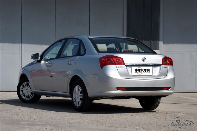 2015款 1.5L 自動經典型