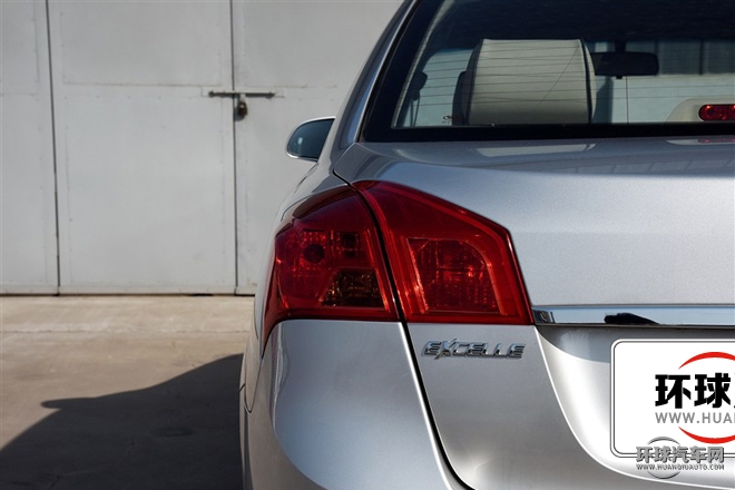 2015款 1.5L 自動經典型