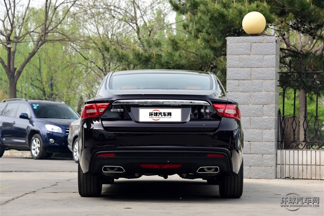 2015款 禮賓限量版 1.8T 尊享型