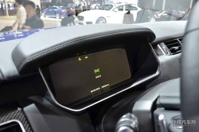 2015款 5.0 V8 鋒尚創(chuàng)世版 Dynamic