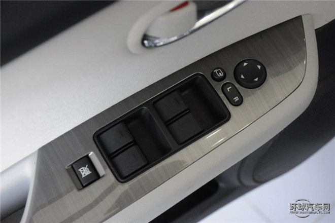 2015款 2.0L 自動(dòng)精英版