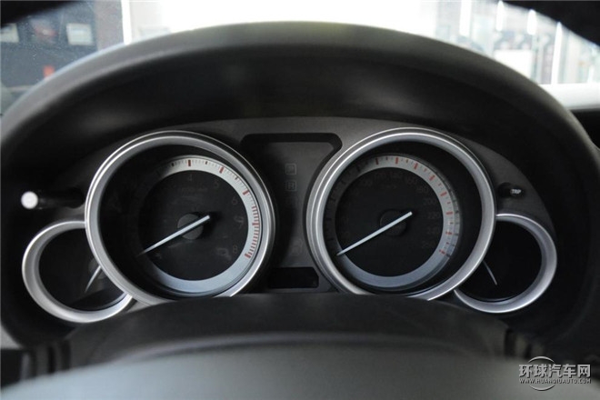 2015款 2.0L 自動精英版