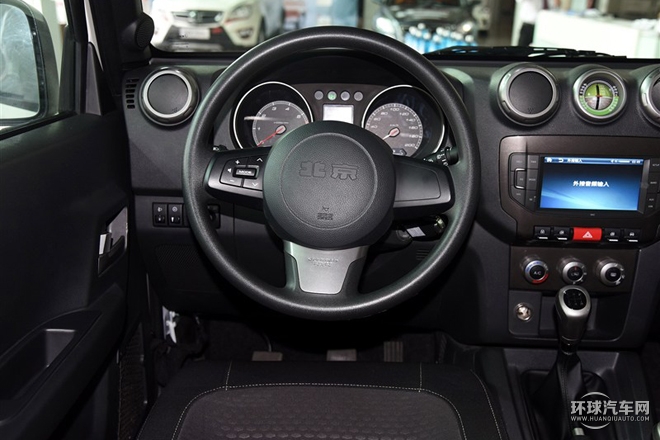 2015款 2.4L 手動遠行版