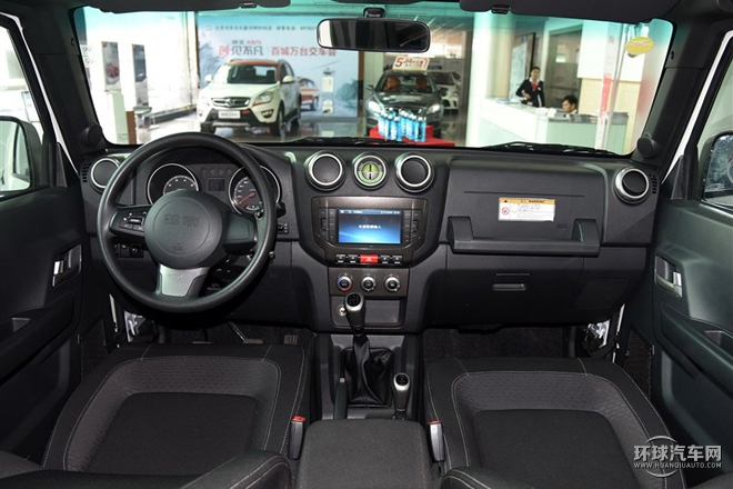 2015款 2.4L 手動遠行版