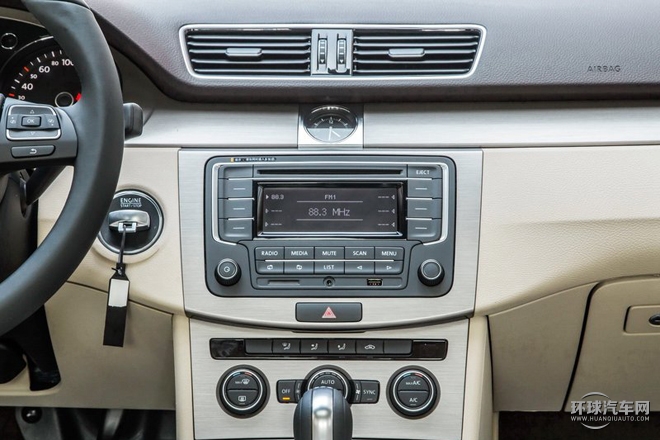 2015款 改款 1.4TSI 豪華型