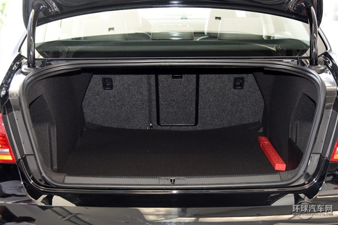 2015款 改款 1.8TSI 豪華型