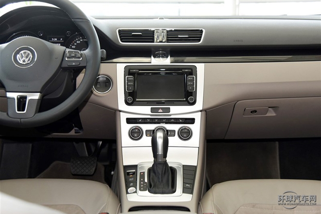 2015款 改款 1.8TSI 豪華型