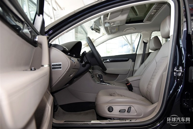 2015款 改款 1.8TSI 豪華型