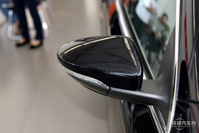 2015款 改款 1.8TSI 豪華型