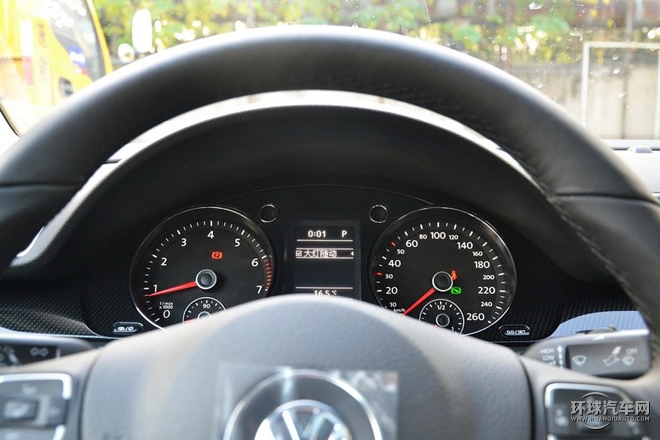 2015款 改款 2.0TSI 豪華型