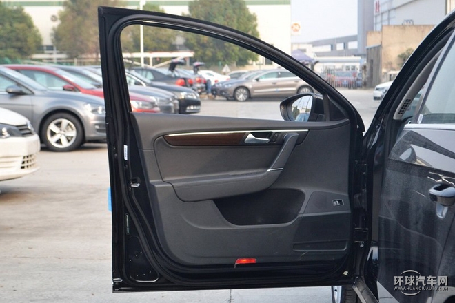 2015款 改款 2.0TSI 尊貴型