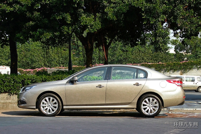 2015款 2.0L 豪華版