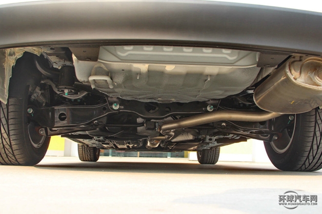 2015款 2.0L 時尚版