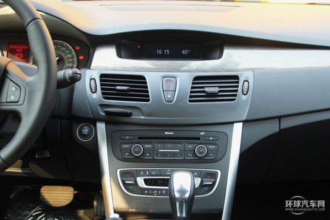 2015款 2.0L 時(shí)尚版