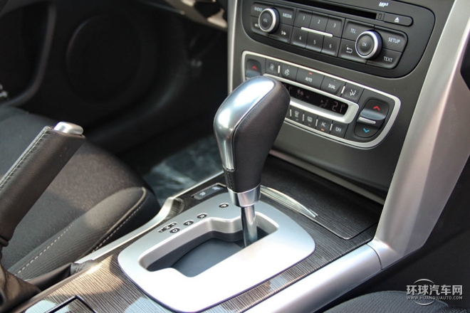 2015款 2.0L 時(shí)尚版