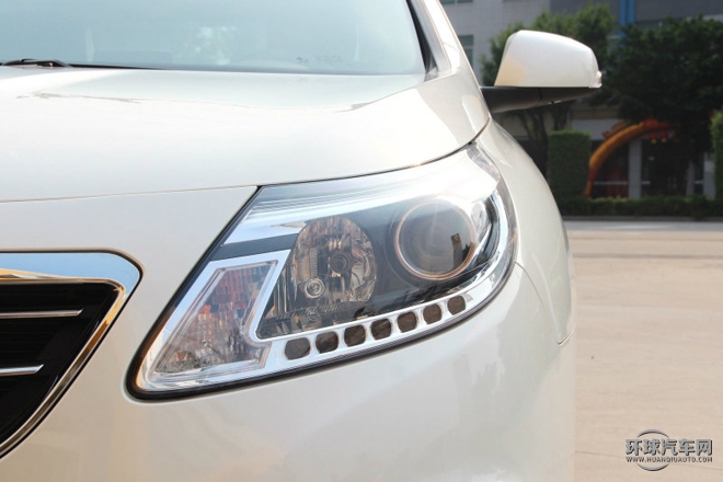 2015款 2.0L 時尚版