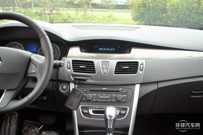 2015款 2.5L 豪華版