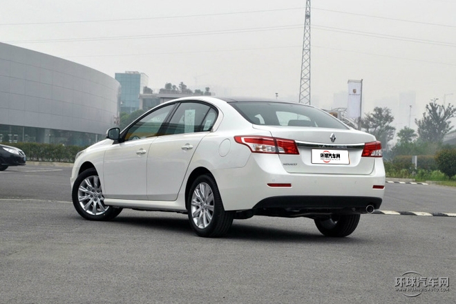 2015款 2.5L 豪華版