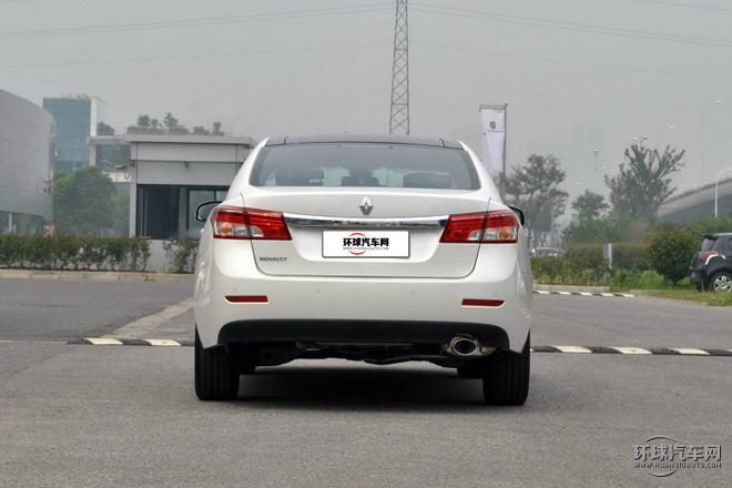 2015款 2.5L 豪華版