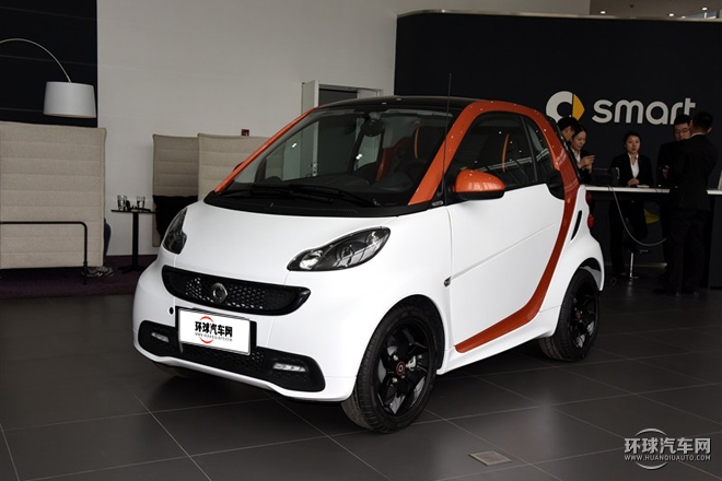 2015款 1.0 MHD 炫閃特別版