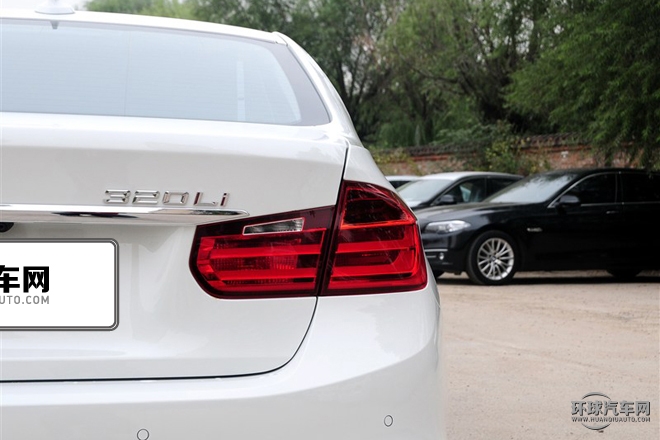 2015款 320Li 超悅版豪華設(shè)計套裝