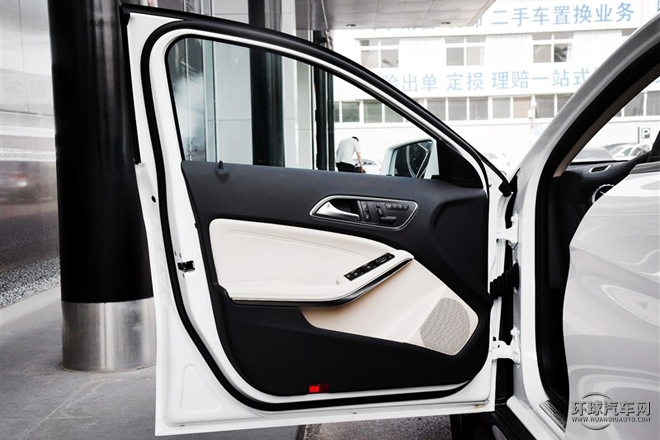 2015款 GLA 200 時尚型