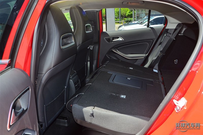 2015款 GLA 220 4MATIC 豪華型