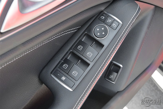 2015款 GLA 220 4MATIC 時尚型