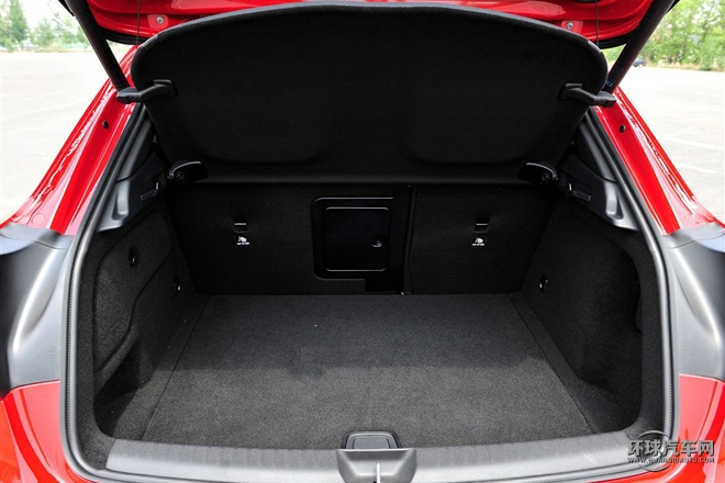 2015款 GLA 260 4MATIC 運動型