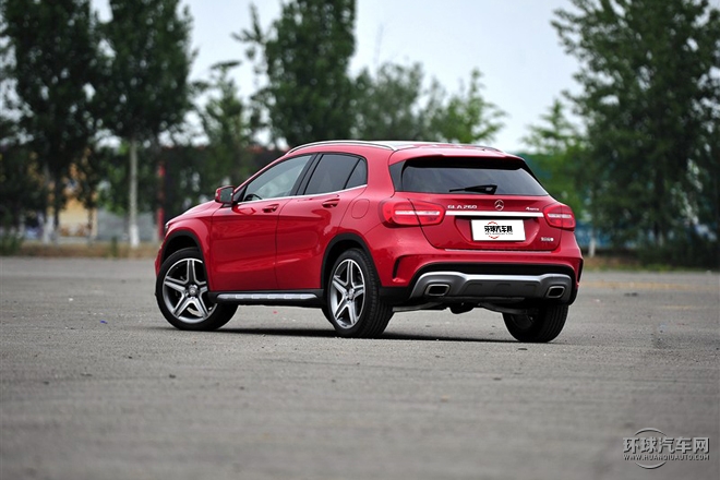2015款 GLA 260 4MATIC 運動型