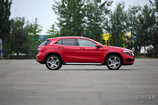 2015款 GLA 260 4MATIC 運(yùn)動型