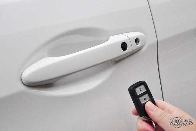 2015款 2.0L 兩驅風尚版